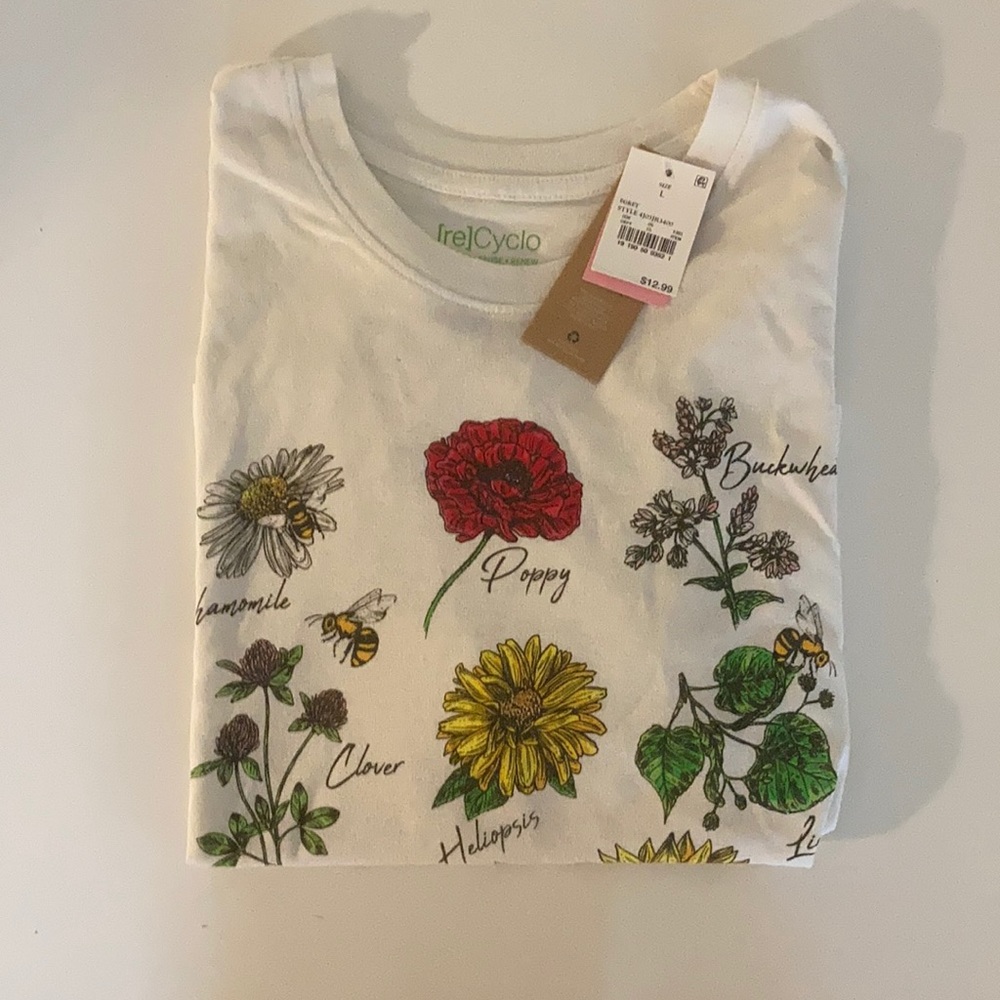 Floral t-shirt new !